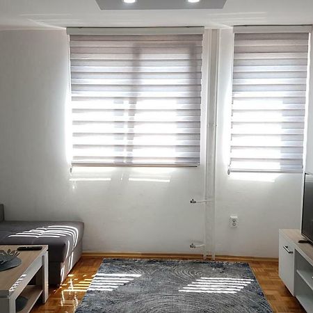 Apartment Emina ทราฟนิค ภายนอก รูปภาพ