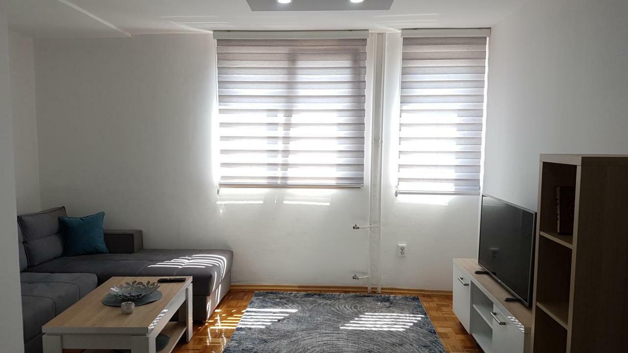 Apartment Emina ทราฟนิค ภายนอก รูปภาพ